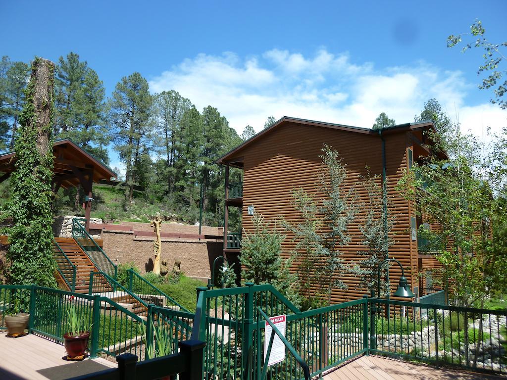 Ruidoso River Resort Condos מראה חיצוני תמונה